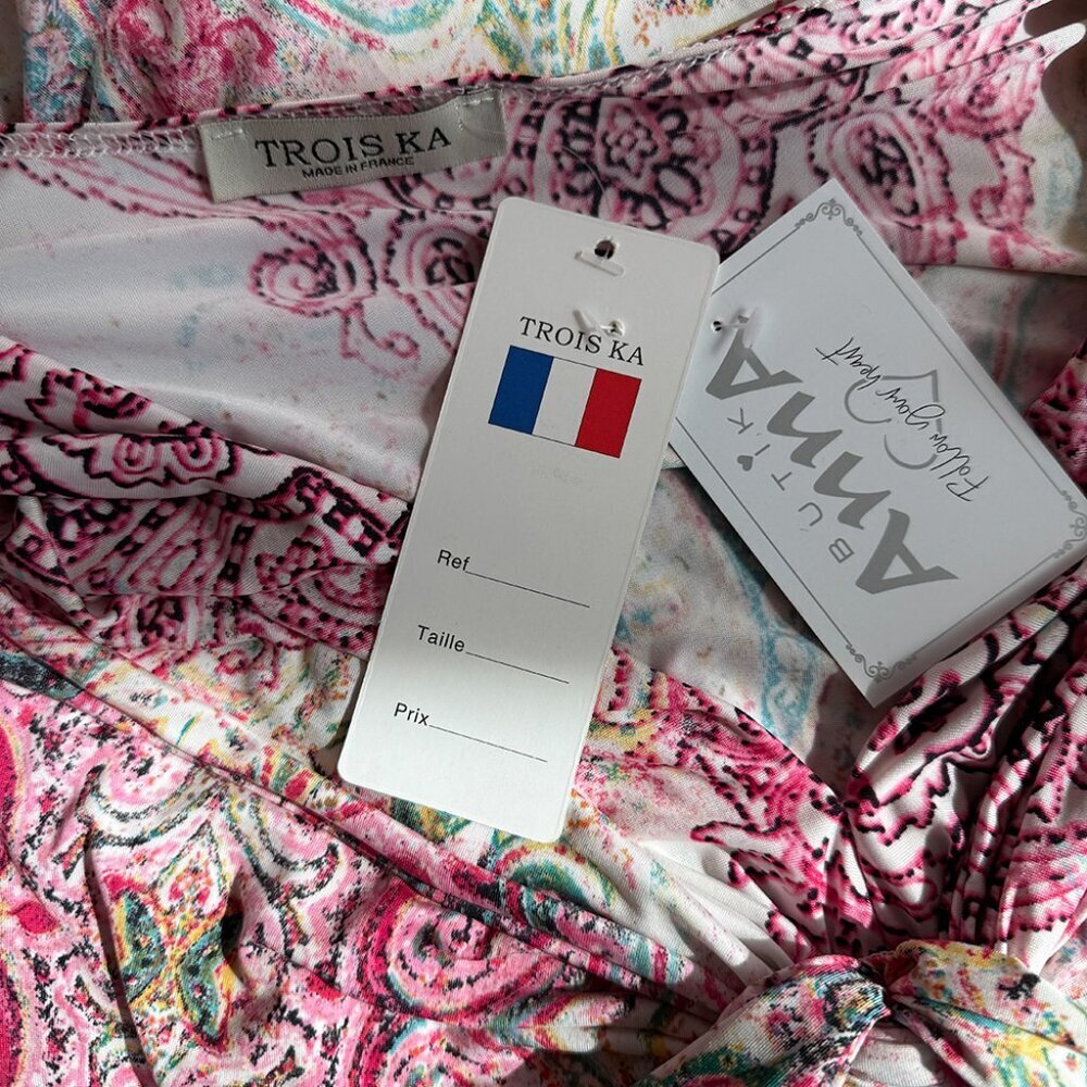 NWT TROIS KA FLOWEY PATTERN DRESS - Picture 3 of 12